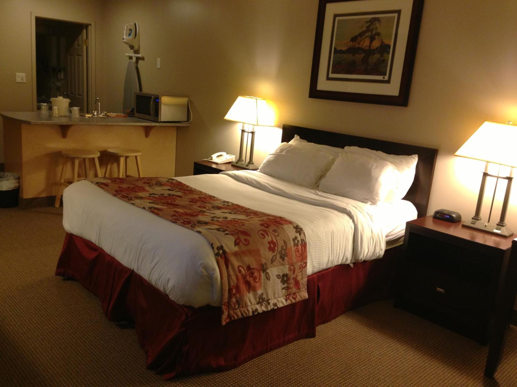 Petawawa River Inn&Suites Zewnętrze zdjęcie